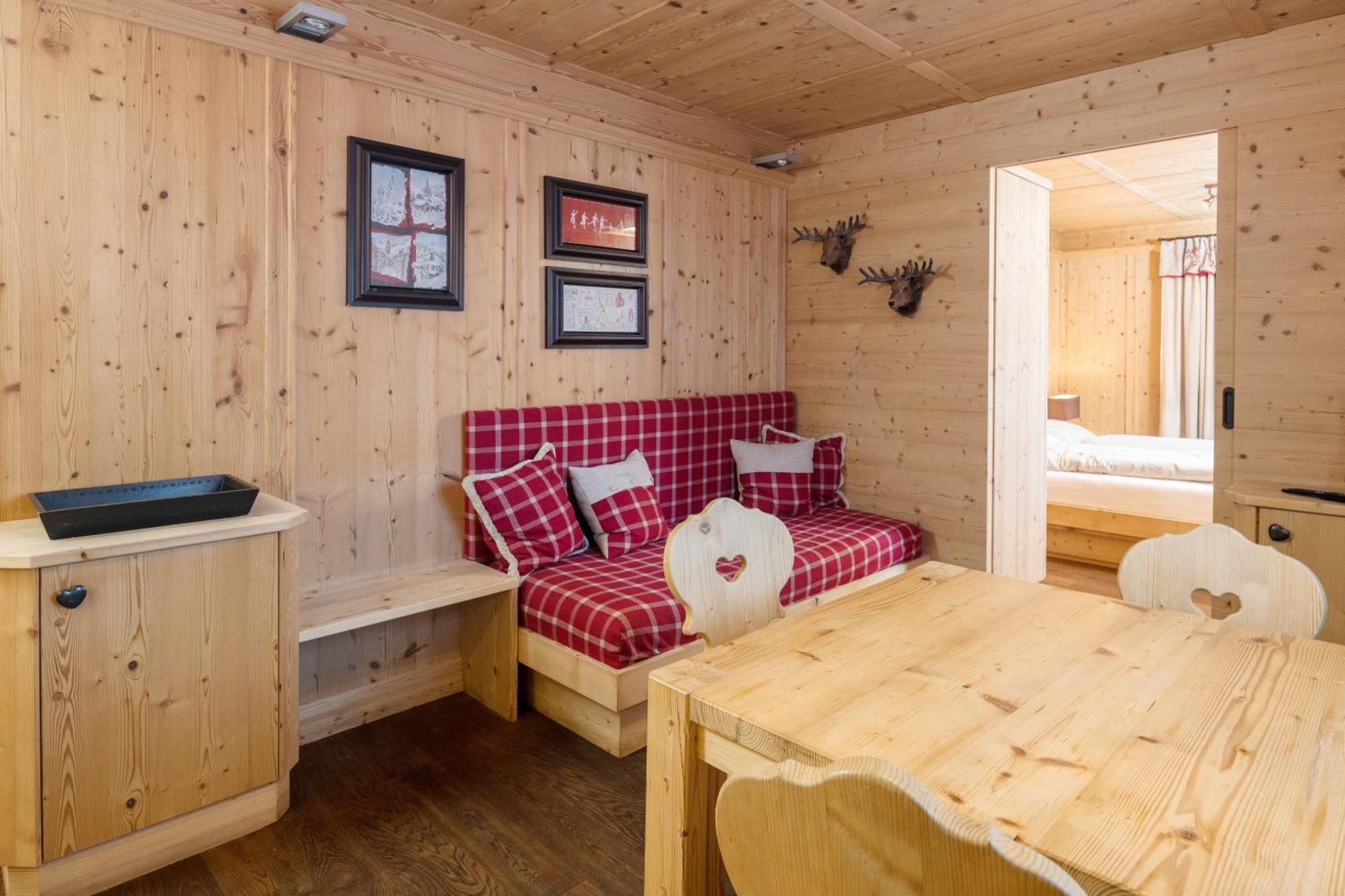 Aparthotel Nei Y Suredl NeveSole Kurfar Zimmer foto